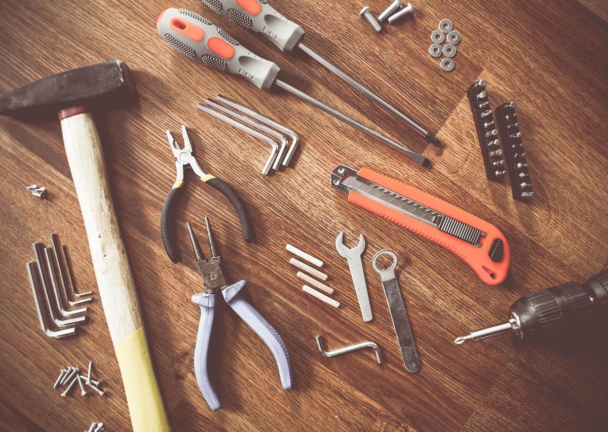Co warto wiedzieć o różnych narzędziach, ich właściwościach i użyciu?