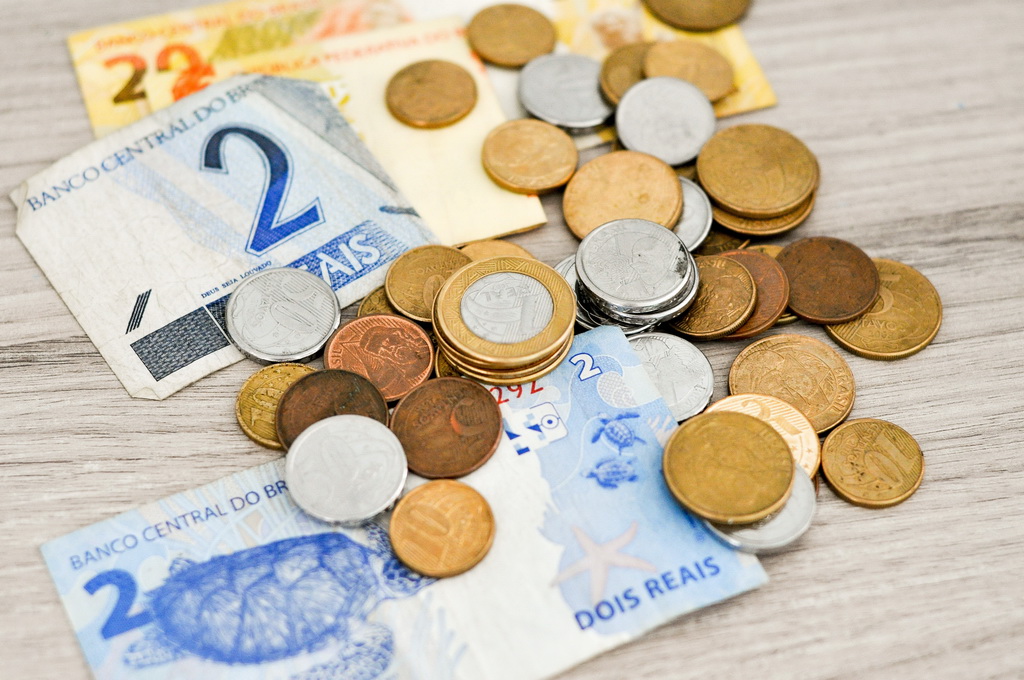 Niezależny ekspert kredytowy: Twoja tarcza i wsparcie w zawiłych procedurach bankowych